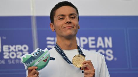 Momentul în care a fost intonant imnul României pentru David Popovici | VIDEO. Prima reacție a sportivului după aurul obținut